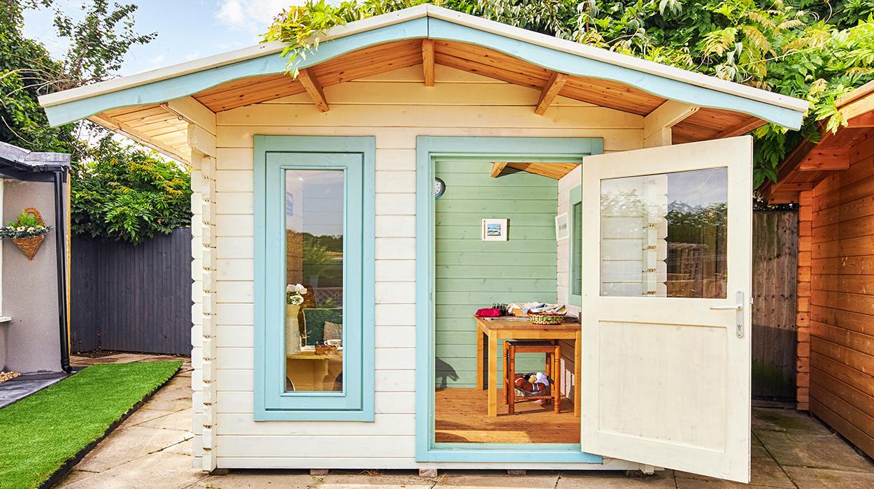 Garden Cabins | Garden Log Cabins | Earnshaws