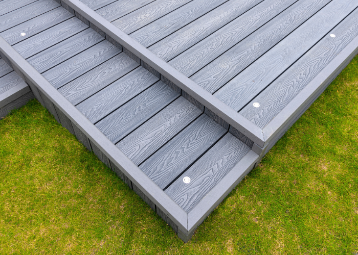 expert decking advice at Earnshaws